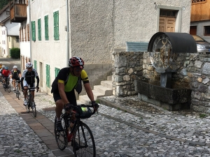 passando per Pesariis, paese degli orologi