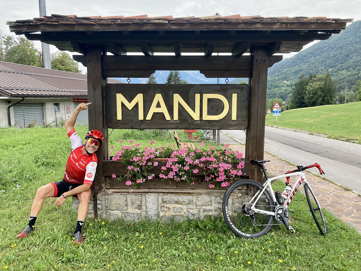 LAUCO Il caratteristico saluto Friulano. IL suo significato proveiene dalla frase "nelle mani di Dio"