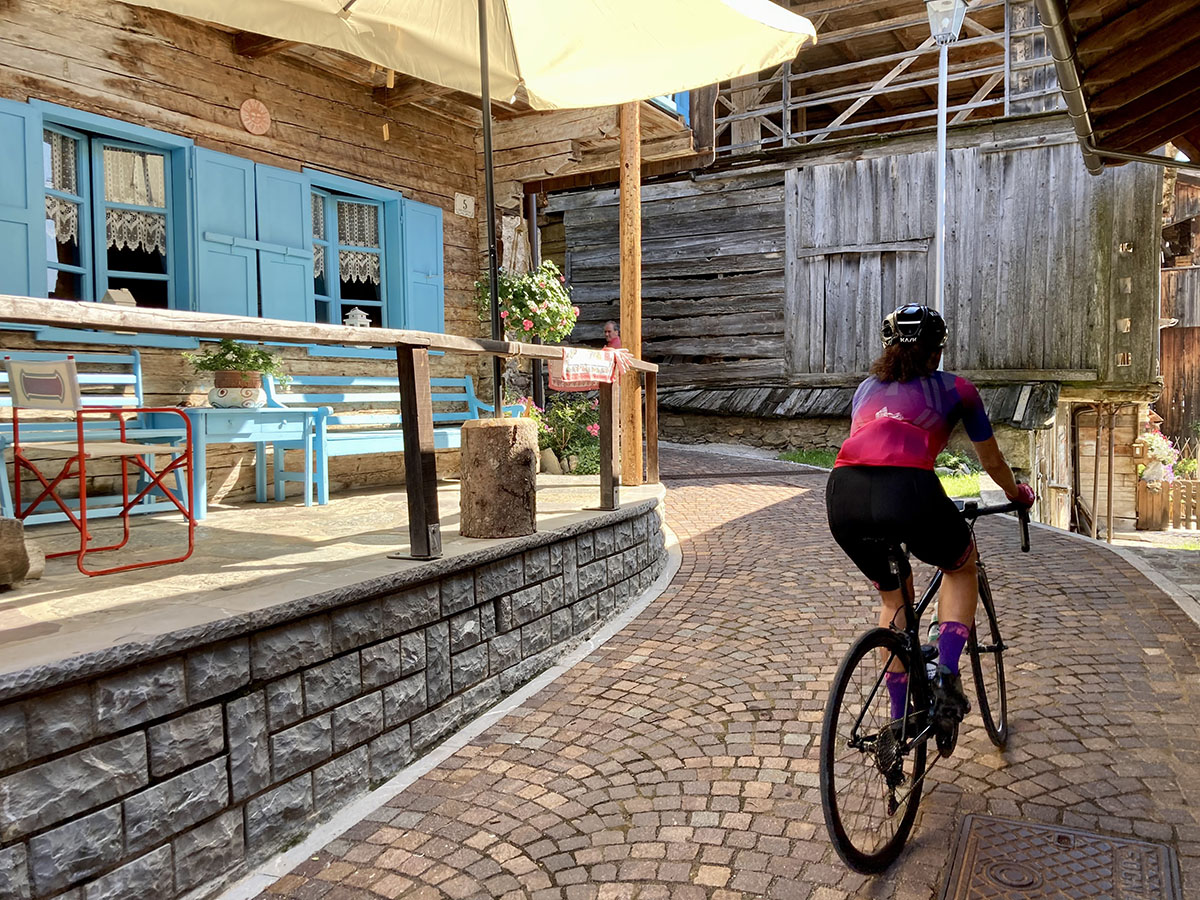 Passare tra le meraviglie di un paese a 1500mt s.l.m